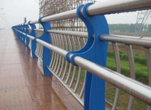 ���̰���